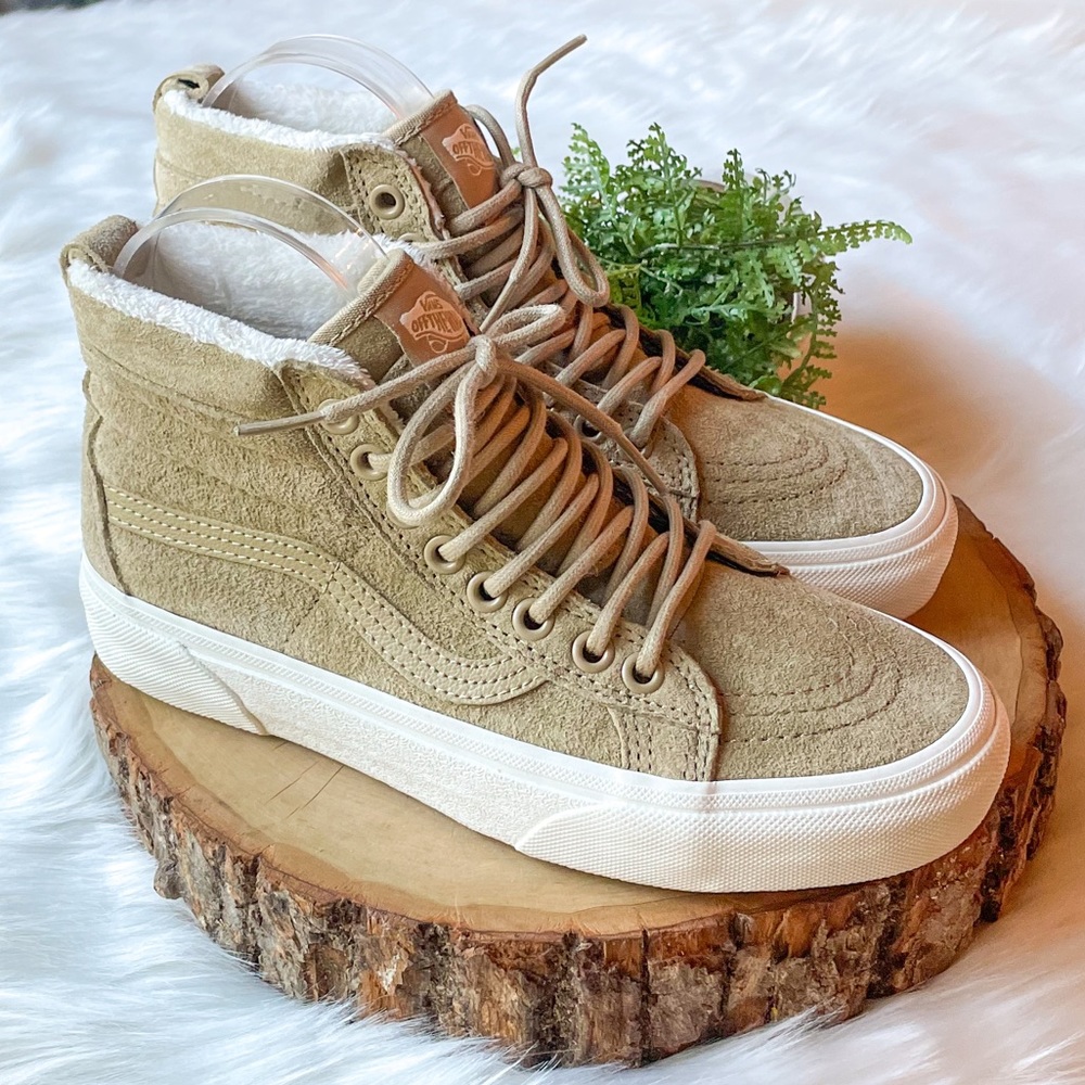Vans Brown Tan Suede Scotchgard High Hi Top Sneakers Faux Fur Lined 721454